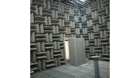 >anechoic chamber>anechoic chamber